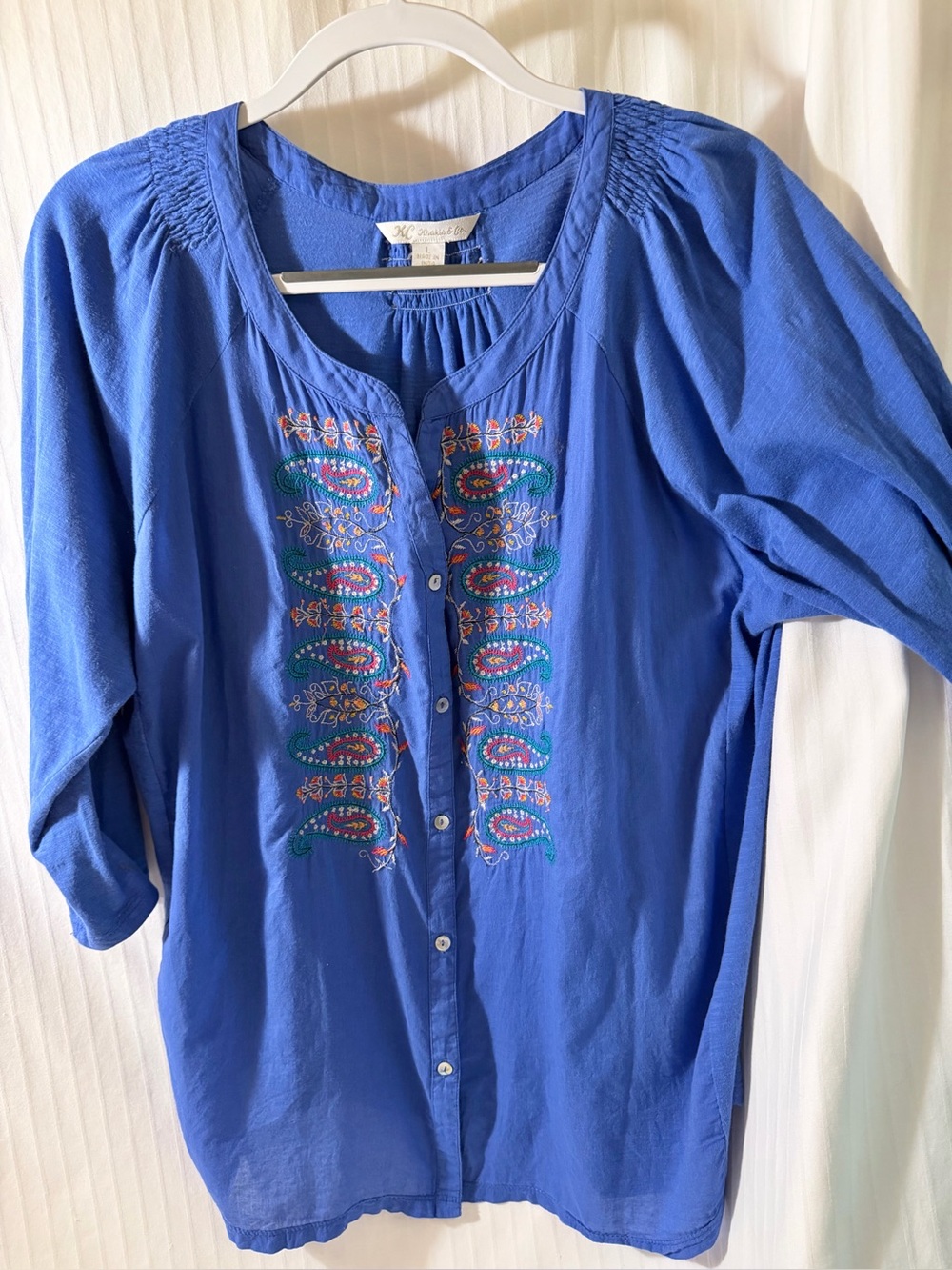 Khakis & Company gorgeous blue top embroidered made well great condition    sz L